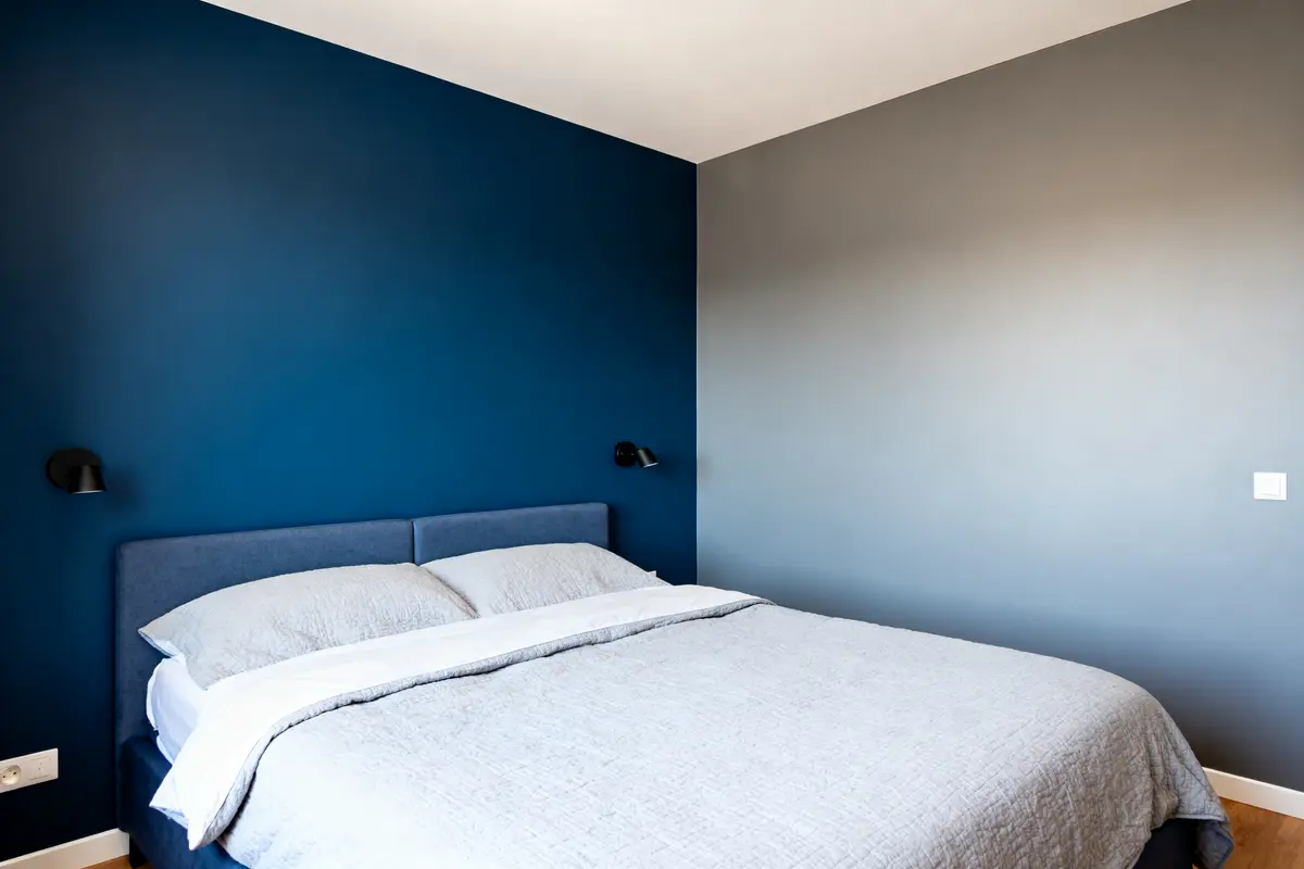 Peinture de chambre adulte en 2 couleurs : Astuces et idées déco